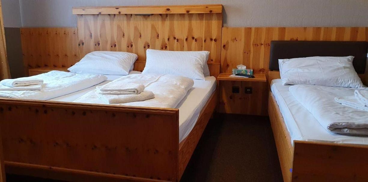 Hotel Zum Deutschen Eck Velbert Zewnętrze zdjęcie